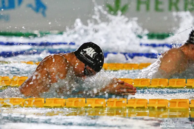 Nuotatore a stile libero ai Campionati Italiani Assoluti di nuoto di Riccione